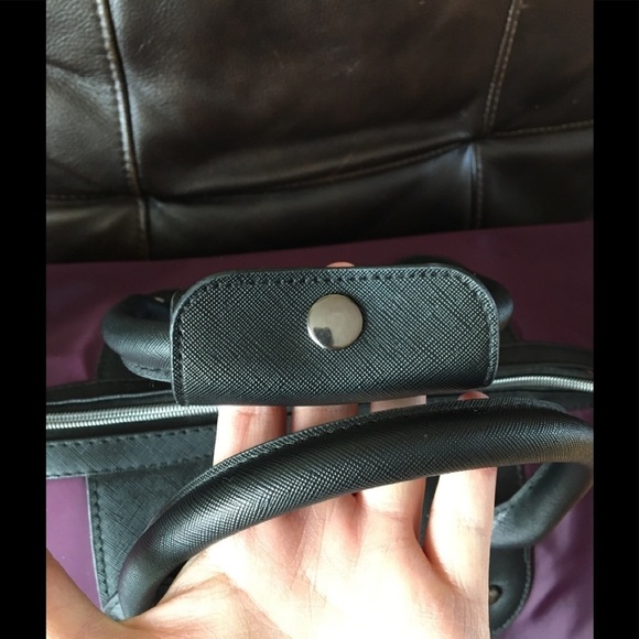 Adrienne Vittadini  Nylon 22" Multi Pocket Duffel Bag - Picture 11 of 16